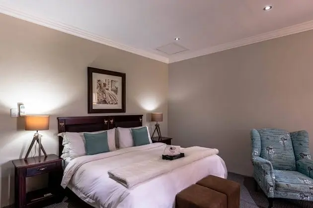 Luxury Tek Büyük Yataklı Oda