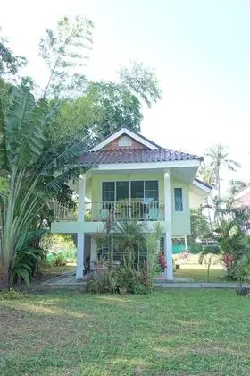 Superior Bungalov, Balkon, Kısmi Deniz Manzaralı