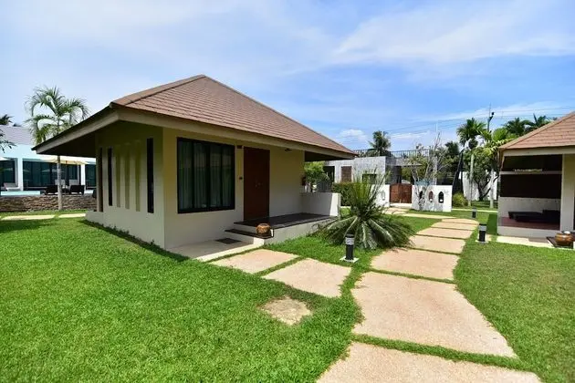 Pool View Villa