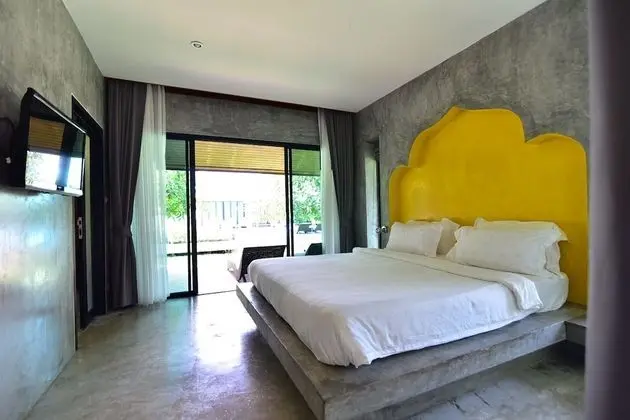 Pool View Villa
