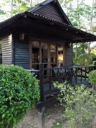 Deluxe Bungalov (A/C - Double Bed)