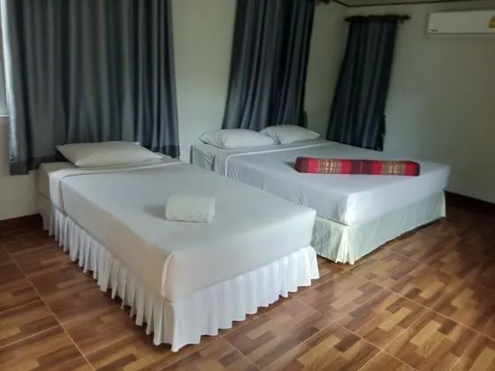 Üç Kişilik Oda