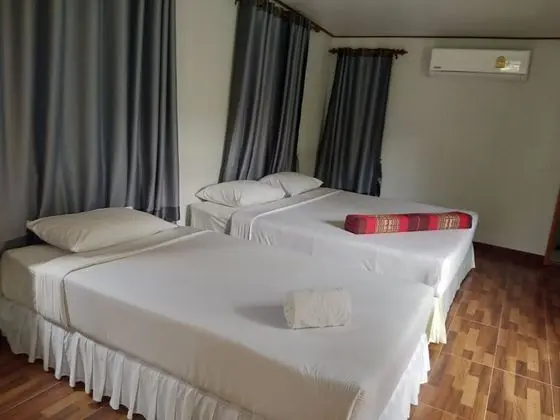 Üç Kişilik Oda