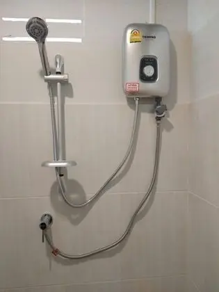 Üç Kişilik Oda