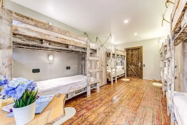 Ortak Ranzalı Oda, Sadece kadınlar için (Bed in 8-Bed Dormitory)