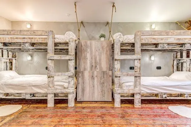 Ortak Ranzalı Oda, Sadece kadınlar için (Bed in 8-Bed Dormitory)
