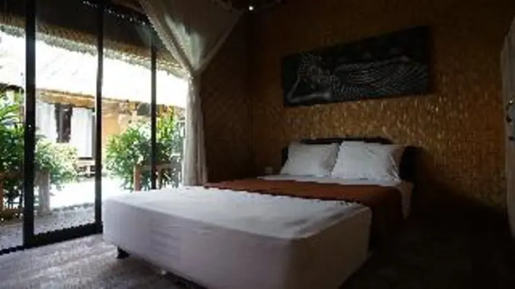 BUNGALOW