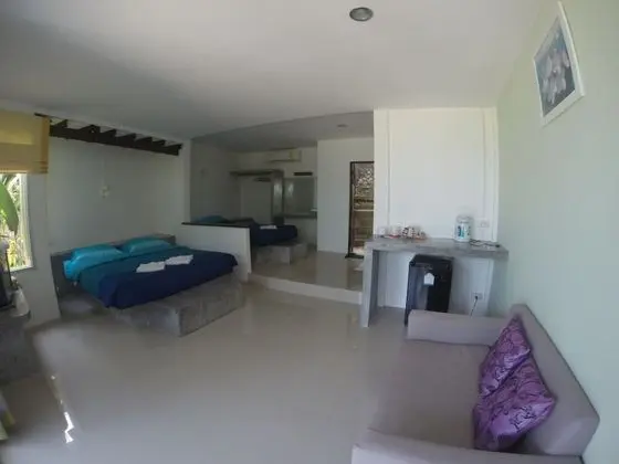 Family Deluxe Beachfront