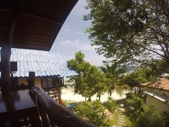 Seaview Wooden
