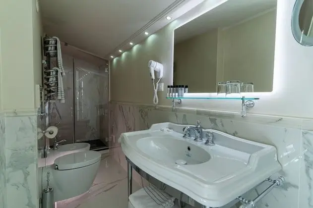 Suite Deluxe con Sauna, Idromassaggio e accesso SPA