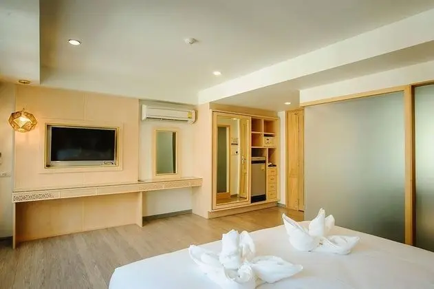 Deluxe Tek Büyük Yataklı Oda