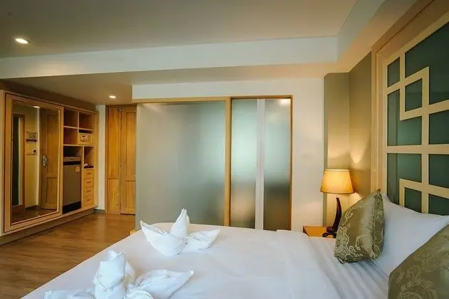 Deluxe Tek Büyük Yataklı Oda