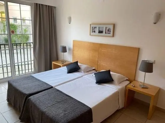 Apart Daire, 1 Yatak Odası, Havuz Manzaralı