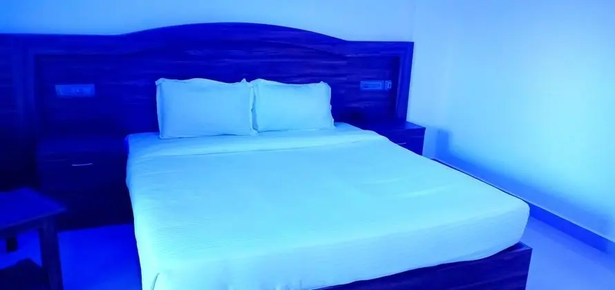 Junior Villa, 1 En Büyük (King) Boy Yatak ve Çekyat, Bahçe Manzaralı