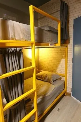 8 Bed Female Dorm Shared Bathroom