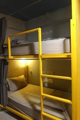 8 Bed Female Dorm Shared Bathroom