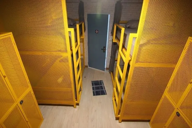 8 Bed Female Dorm Shared Bathroom