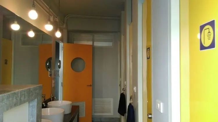 8 Bed Female Dorm Shared Bathroom