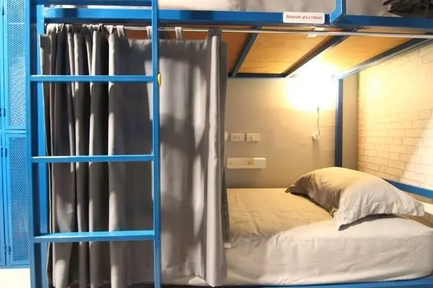 8 Bed Mixed Dorm Shared Bathroom