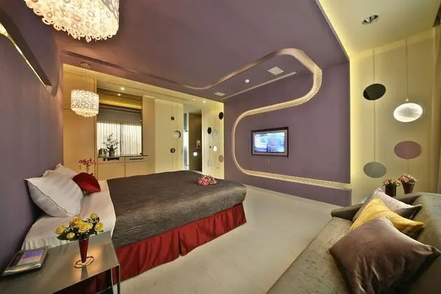 Deluxe Tek Büyük Yataklı Oda