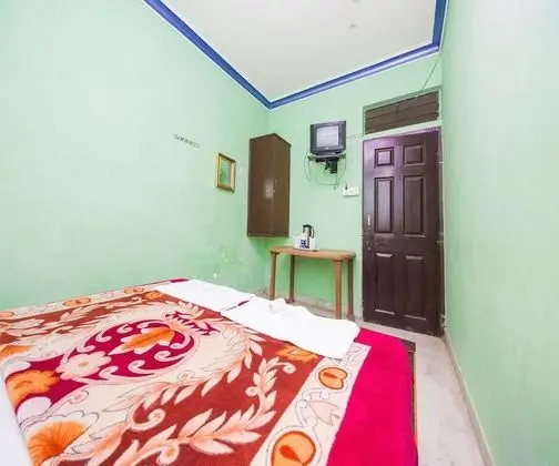 Basic Tek Büyük veya İki Ayrı Yataklı Oda, 1 Çift Kişilik Yatak