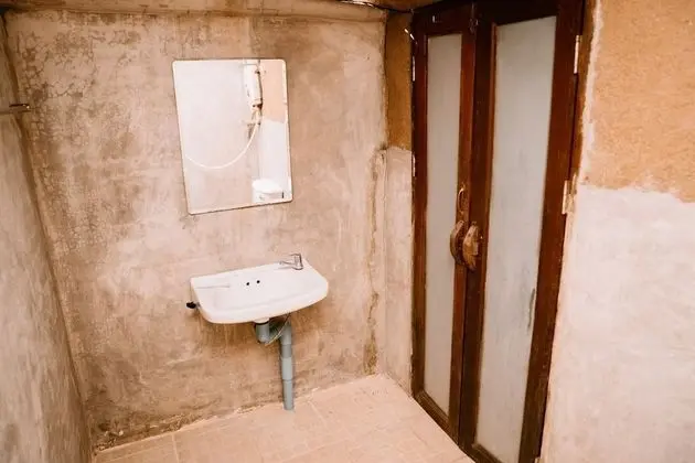 Earth Bungalow (Baan Din)