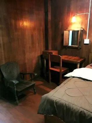 Wooden Bungalow (Baan Mai)