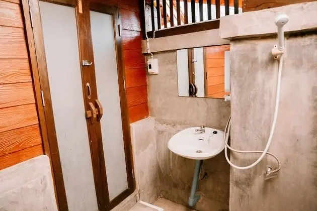 Wooden Bungalow (Baan Mai)