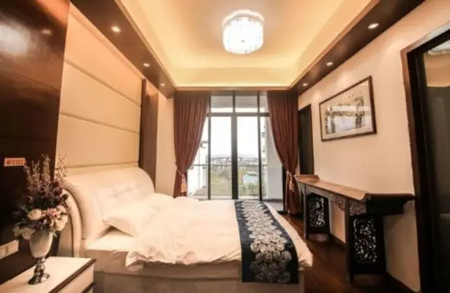 Deluxe Villa