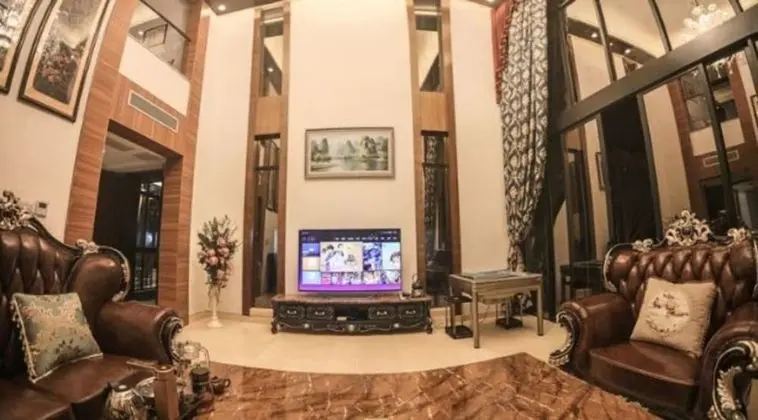 Deluxe Villa