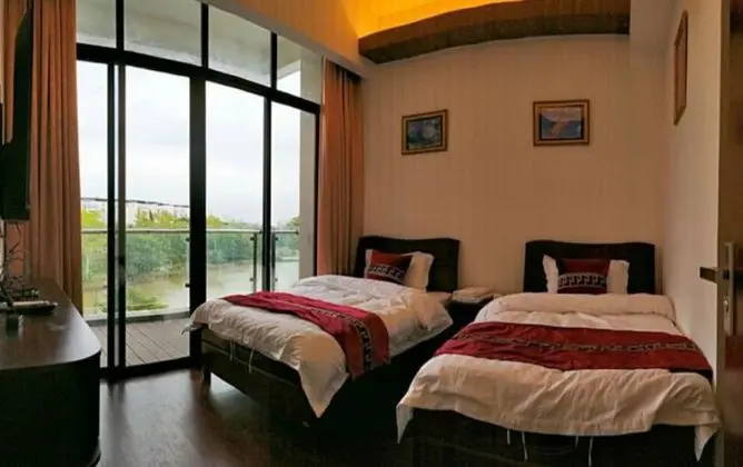 Deluxe Villa