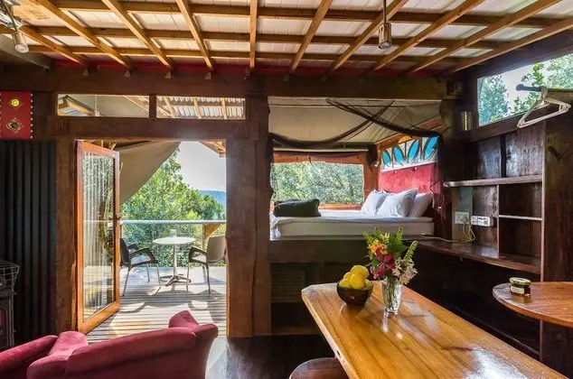 Honeymoon Kulübe, Dağ Manzaralı