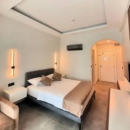 Standart Oda, Havuz Manzaralı, 1. Kat