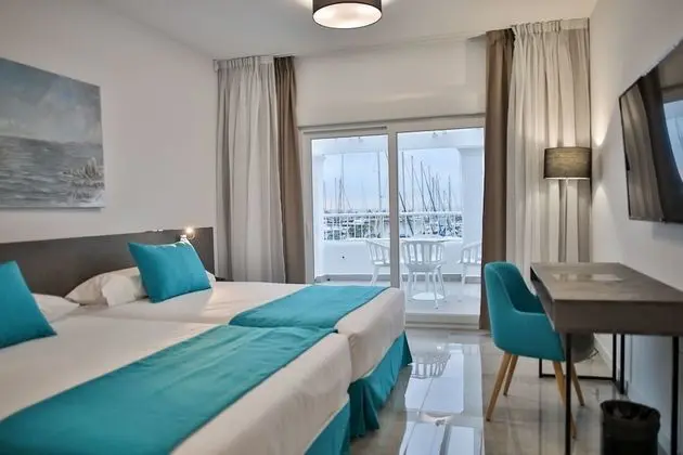 Premium Tek Büyük Yataklı Oda, Teras, Liman Manzaralı