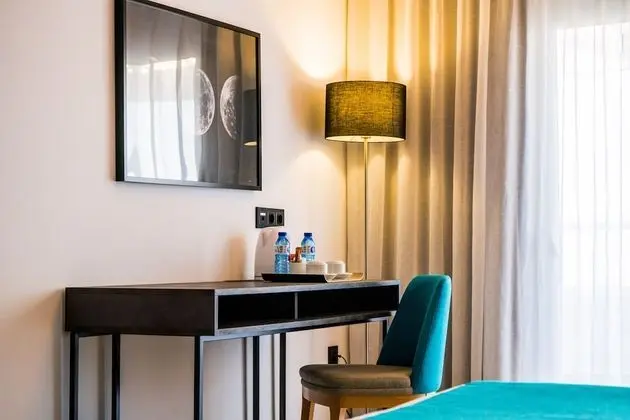 Premium Tek Büyük Yataklı Oda, Teras, Liman Manzaralı