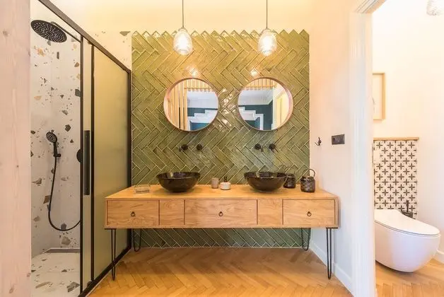 Junior Süit, 1 En Büyük (King) Boy Yatak ve Çekyat