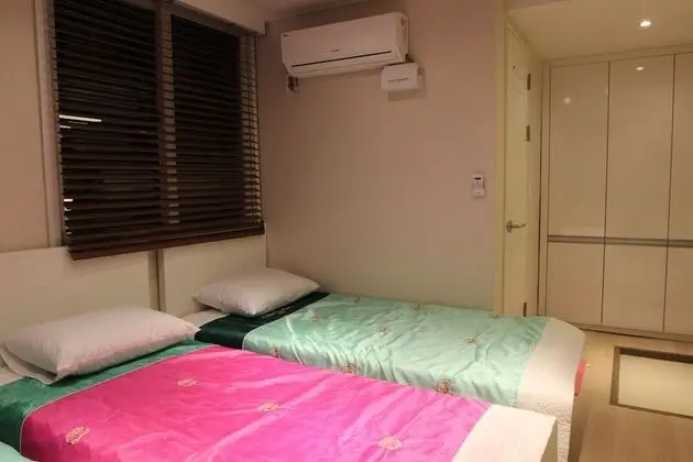 Triple Bed Room