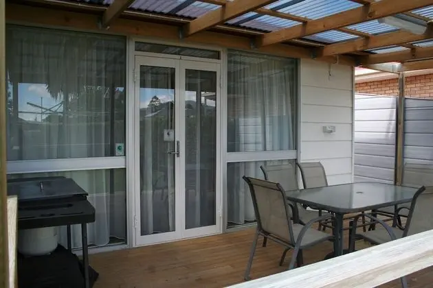 Kır Evi (4 Bedroom Home - Hopkins on Charles)