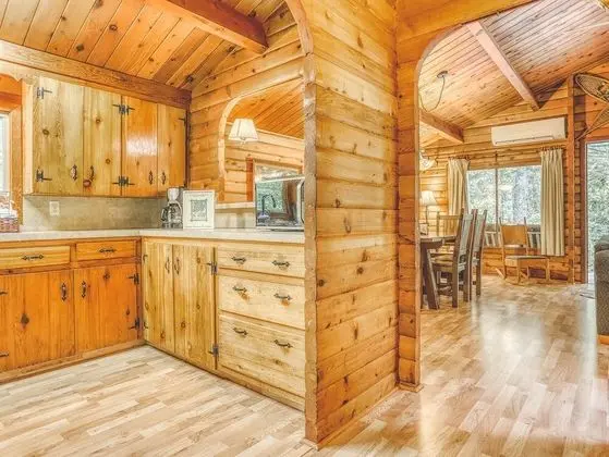 Kulübe, Birden Çok Yatak (Moondance Cabin)