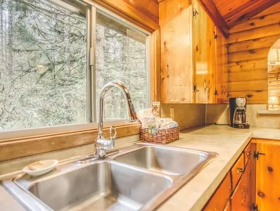 Kulübe, Birden Çok Yatak (Moondance Cabin)