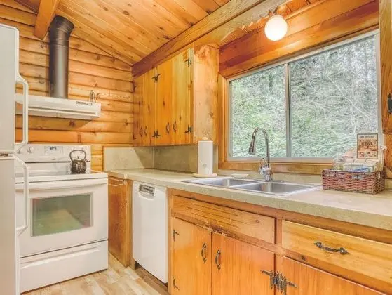 Kulübe, Birden Çok Yatak (Moondance Cabin)