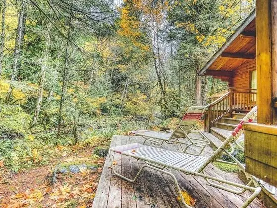 Kulübe, Birden Çok Yatak (Moondance Cabin)
