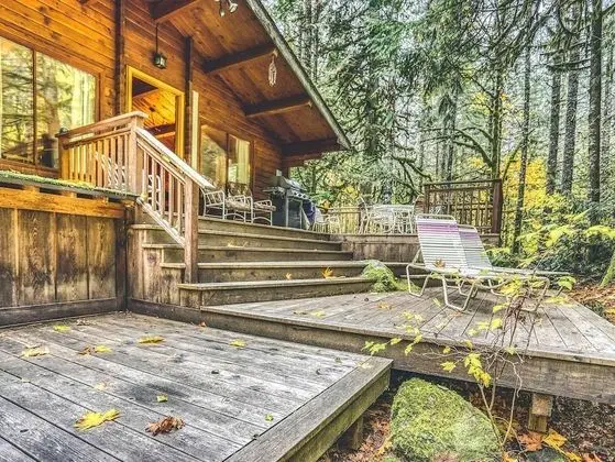Kulübe, Birden Çok Yatak (Moondance Cabin)