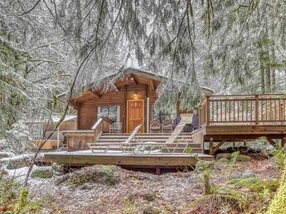 Kulübe, Birden Çok Yatak (Moondance Cabin)
