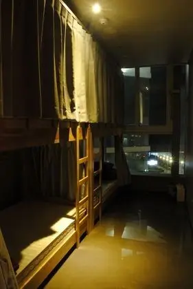 Ortak Ranzalı Oda, Sadece erkekler için (4 PAX)