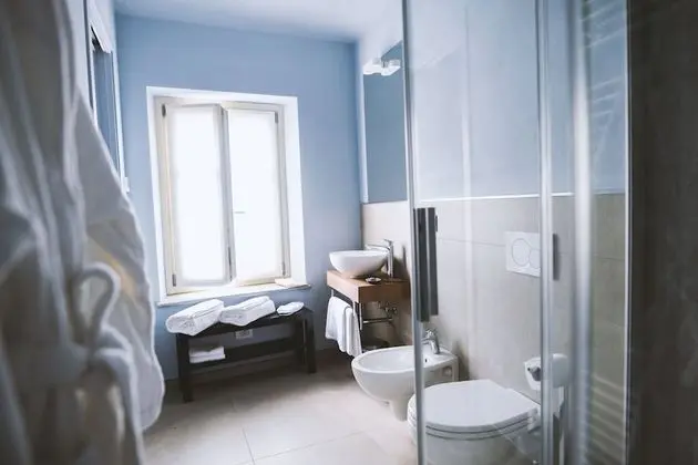 Comfort Tek Büyük veya İki Ayrı Yataklı Oda