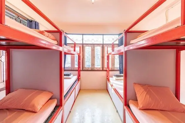 8-Bed Mixed Dormitory