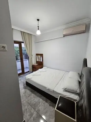 Aile Odası, Bahçe Manzaralı, Bahçe Katı