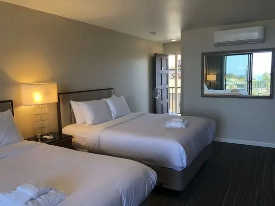 Deluxe Tek Büyük Yataklı Oda, Balkon, Okyanus Manzaralı