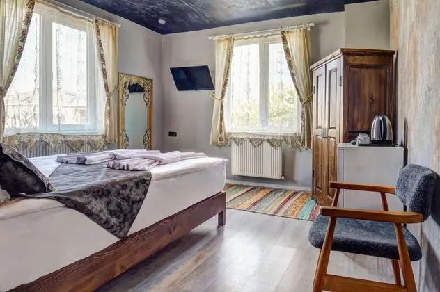 Standart Oda, Avlu Manzaralı